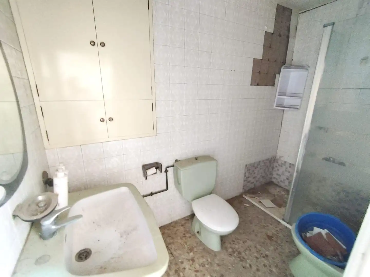 Bany de Casa o xalet en venda en Murcia amb Terrassa, Traster i Balcó