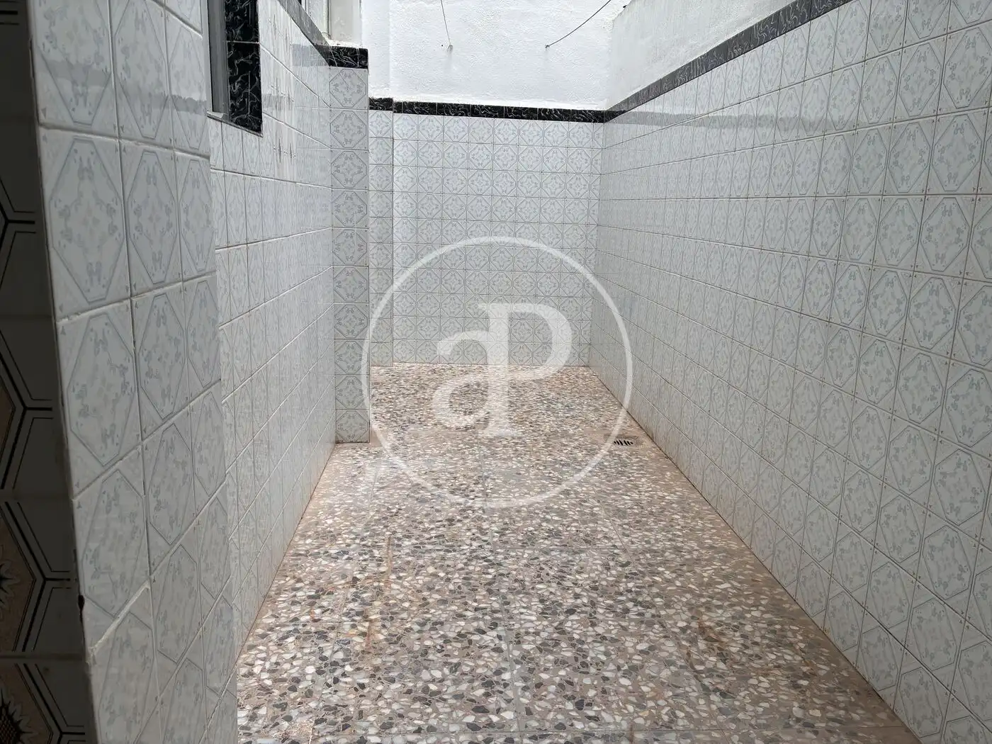 Bathroom of Flat for rent in Elche / Elx  with Air Conditioner, Heating and Furnished