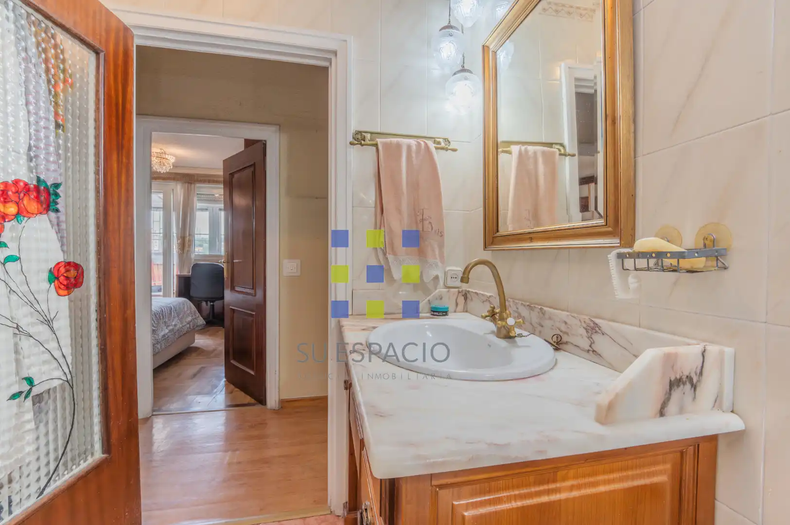 Badezimmer von Dachboden zum Verkauf in Madrid mit Klimaanlage, Heizung und Parkett
