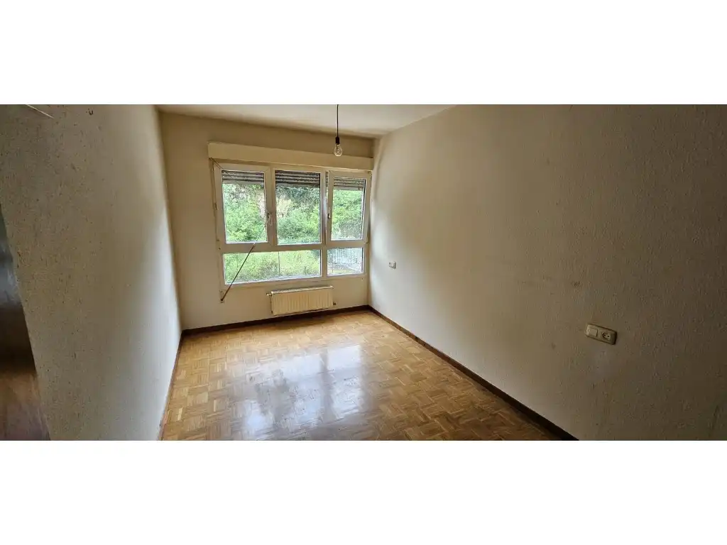 Bedroom of Flat for sale in Morcín