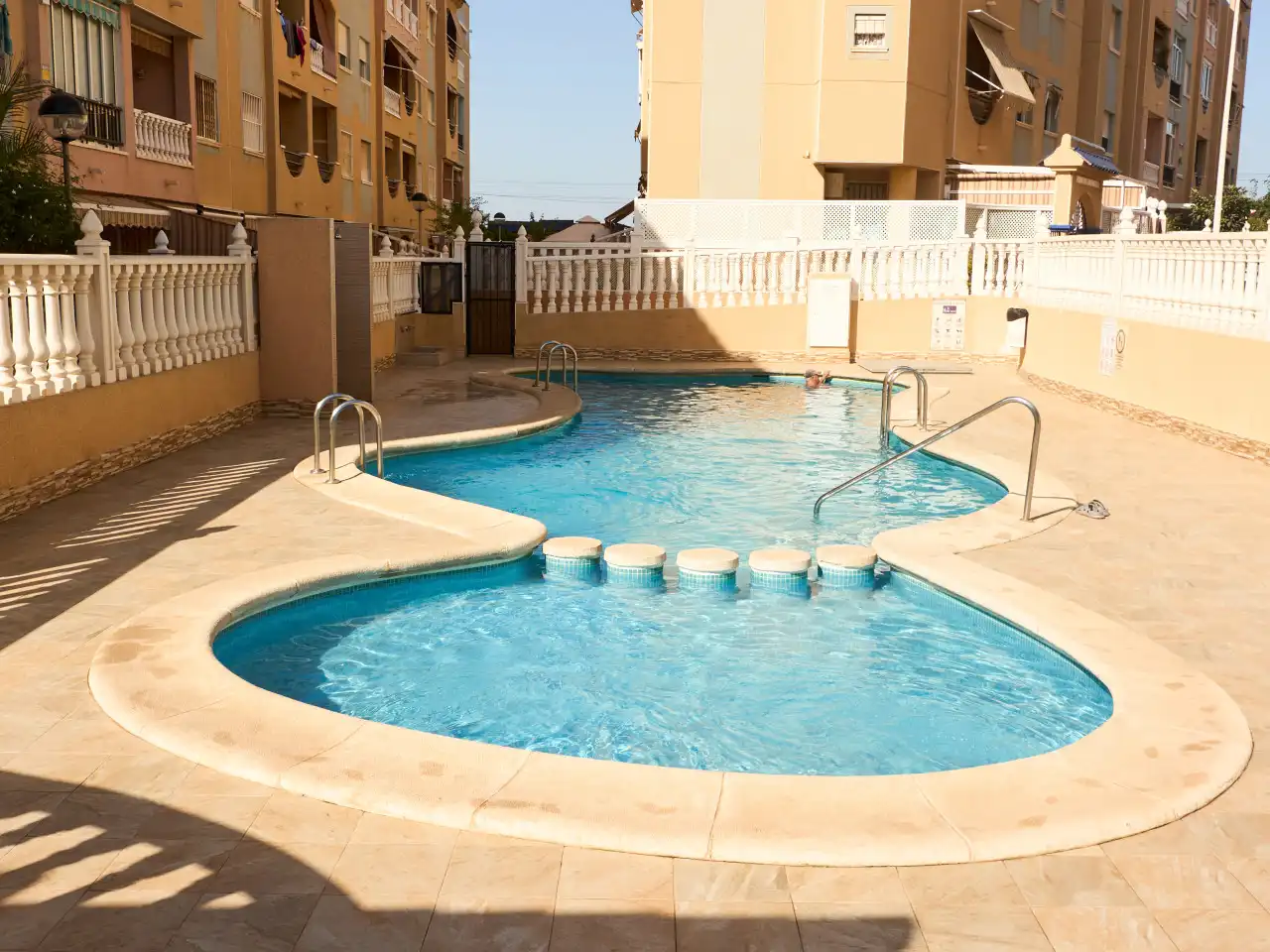 Apartment mit Pool zum Verkauf in La Mata
