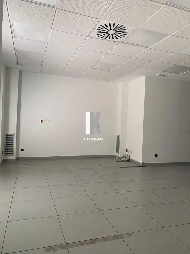 Gewerbefläche zum Verkauf in Centro, imagen 3