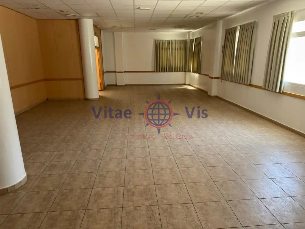 Local comercial de lloguer a Avenida Europa, imagen 6