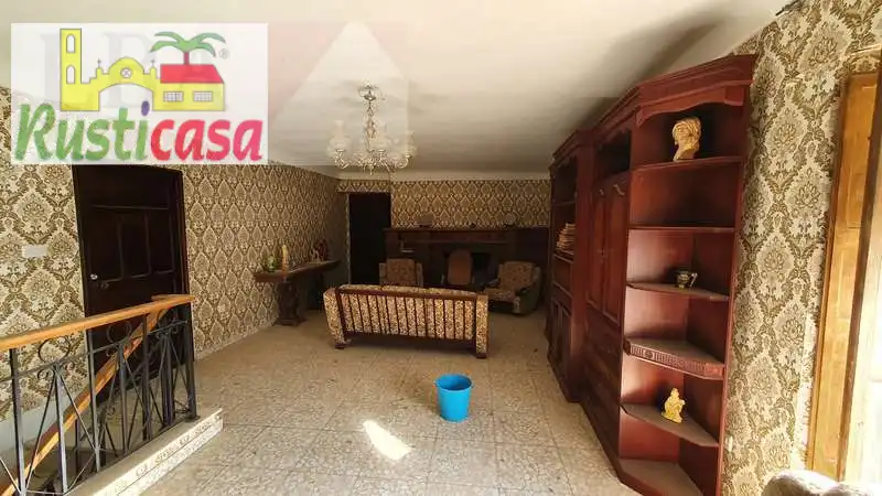 Casa o chalet en venta en Baños de la Encina con Jardín privado
