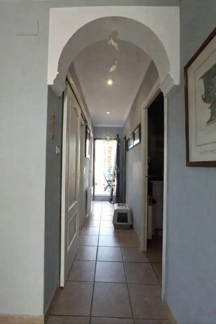 Houses for sale in Oliva  with Private garden and Terrace
