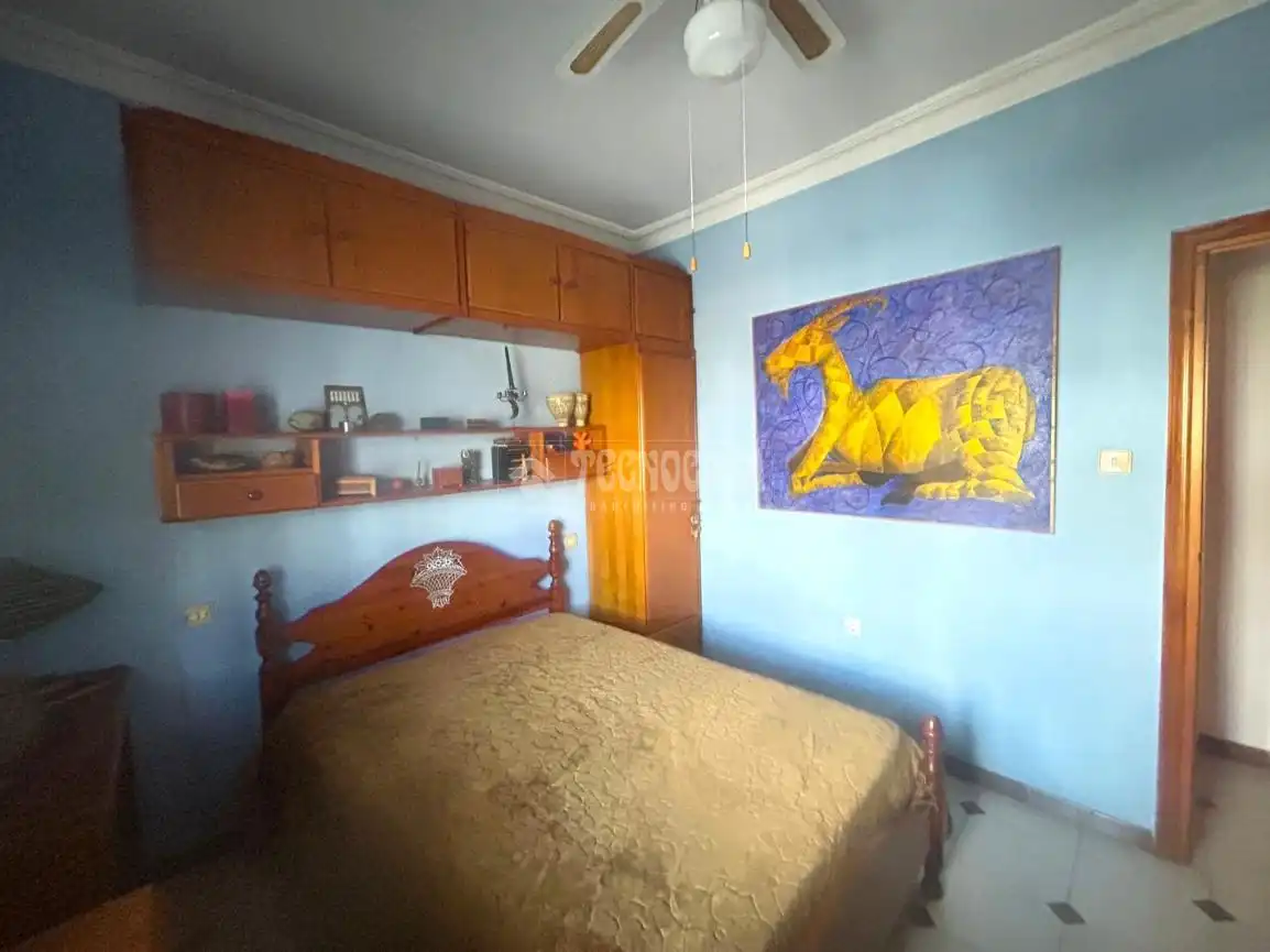 Habitación de Casa adosada en venta en Huelva con Aire acondicionado