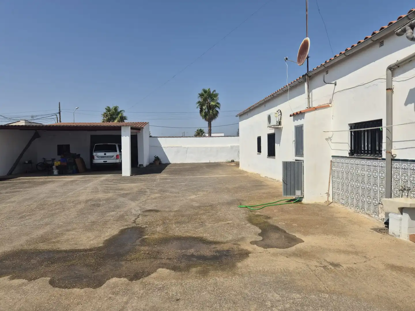 Vista exterior de Casa o chalet en venta en Villanueva de la Serena con Amueblado