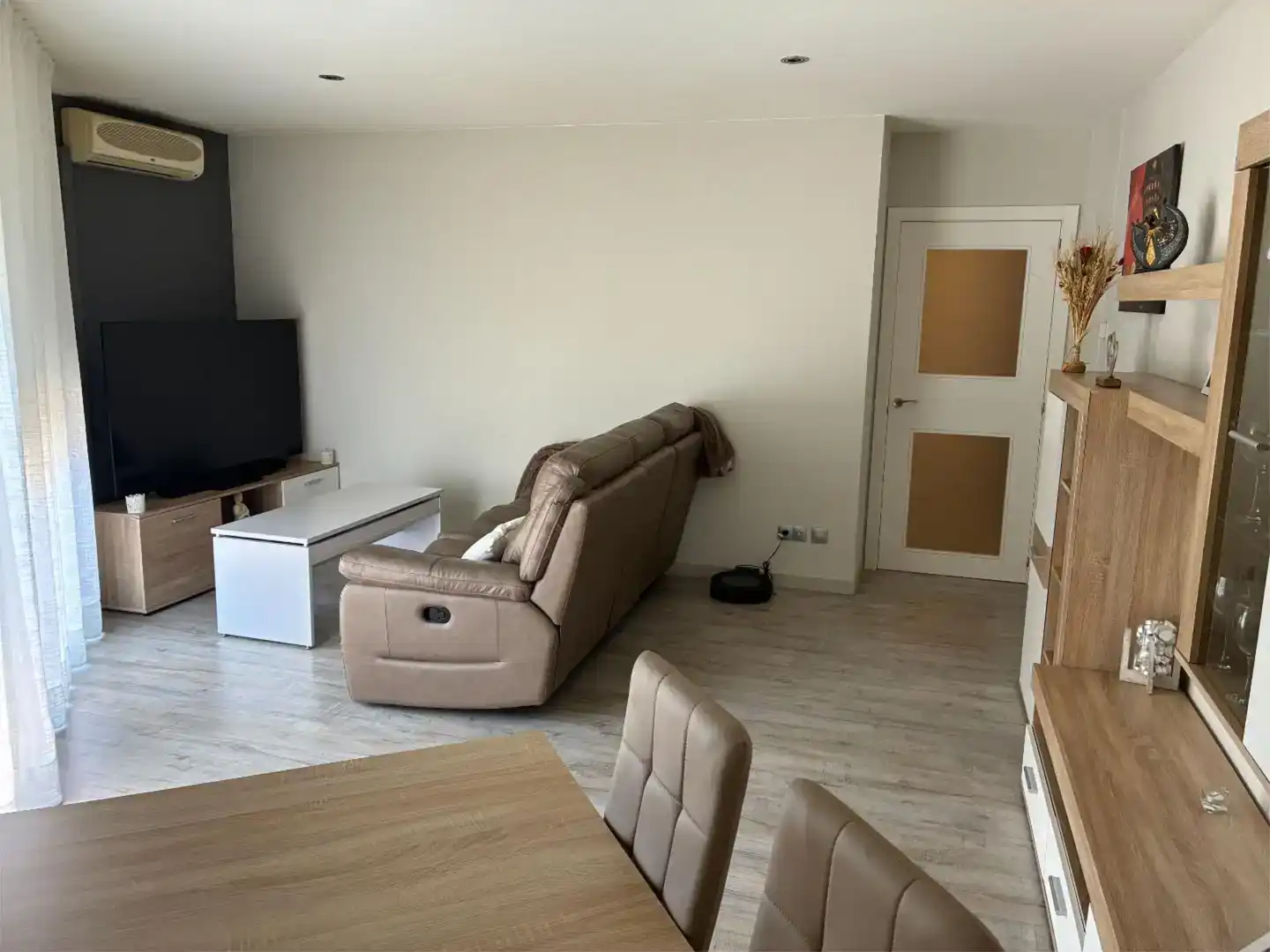 Living room of Flat for sale in Igualada  with Air Conditioner and Balcony
