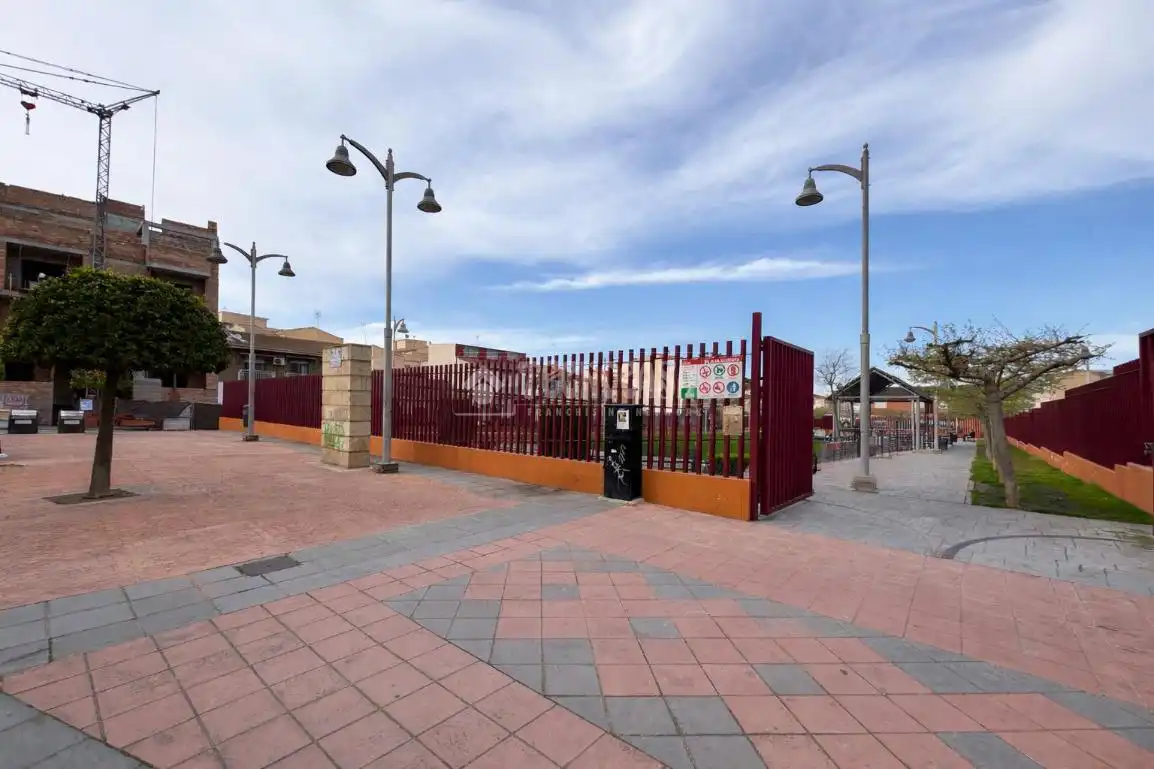 Garaje en venta en San Antón
