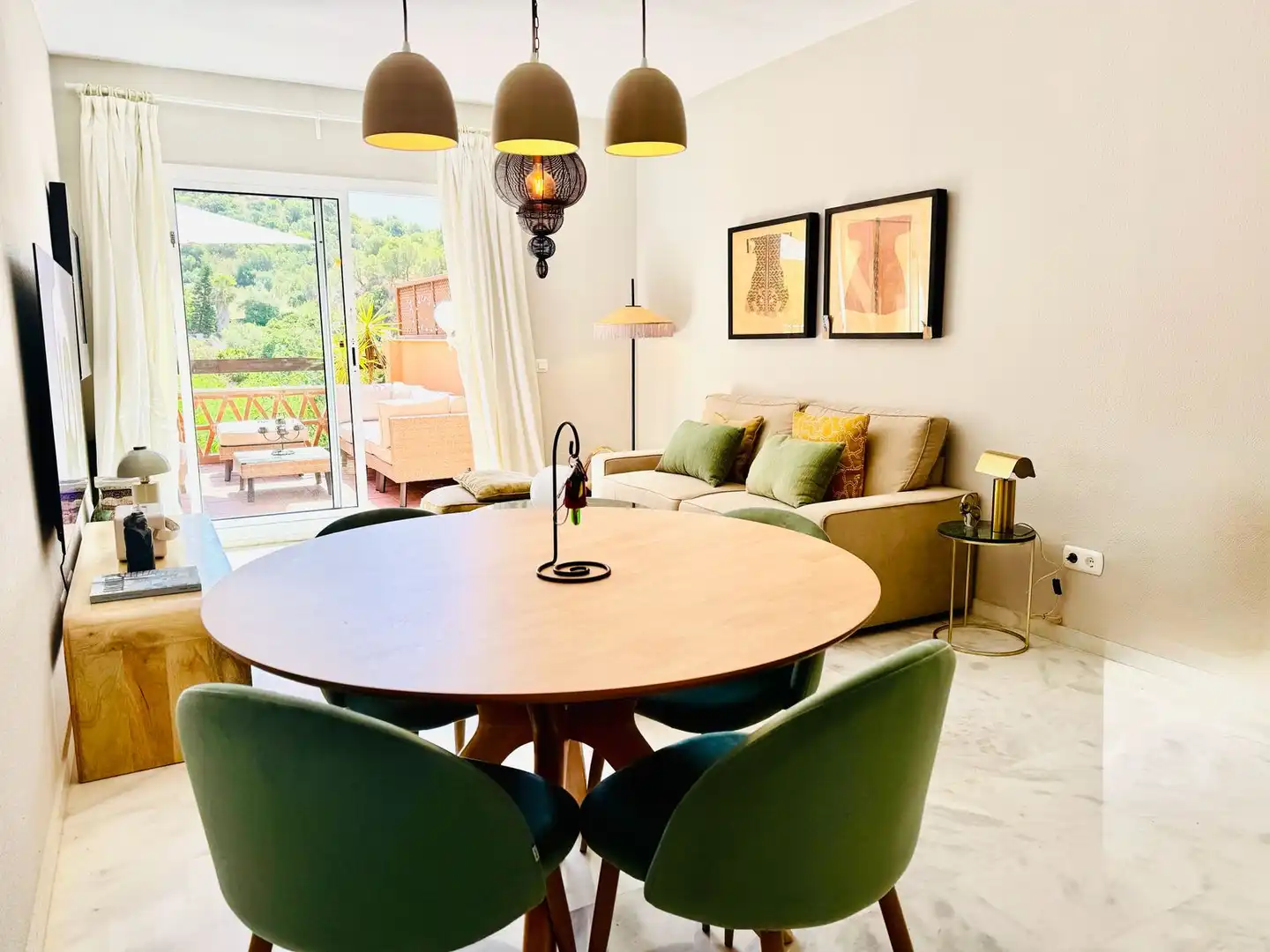 Menjador de Apartament de lloguer en Elviria - Cabopino