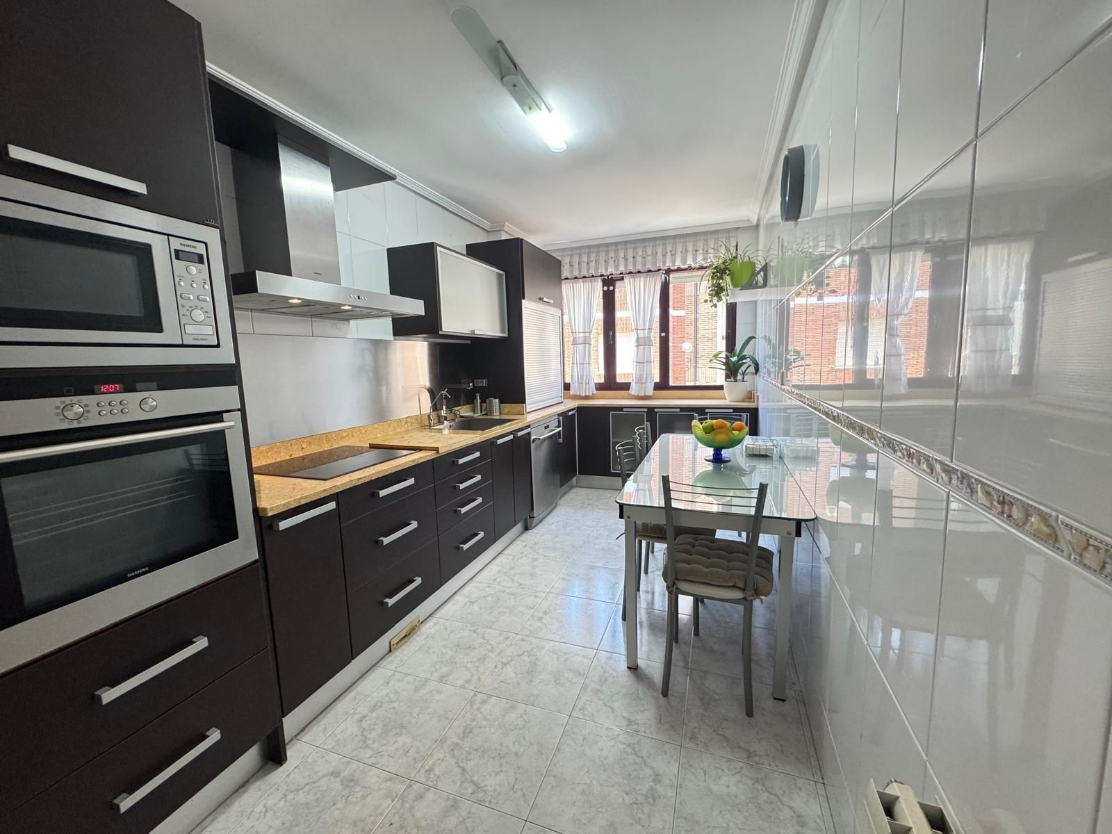 Kitchen of Flat for sale in Ponferrada  with Heating, Storage room and Alarm