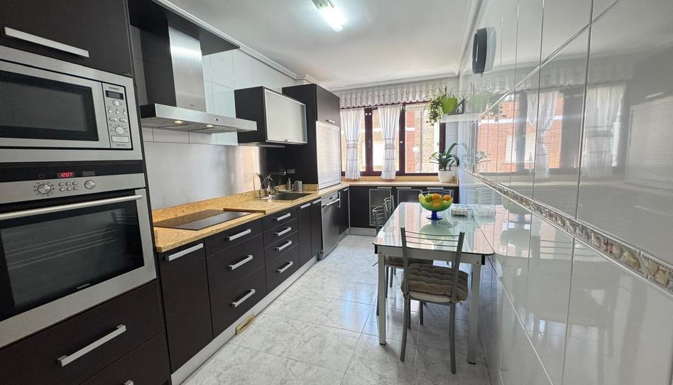 Foto 1 de Pis en venda a  Castillo Cornatel, Zona Alta, León