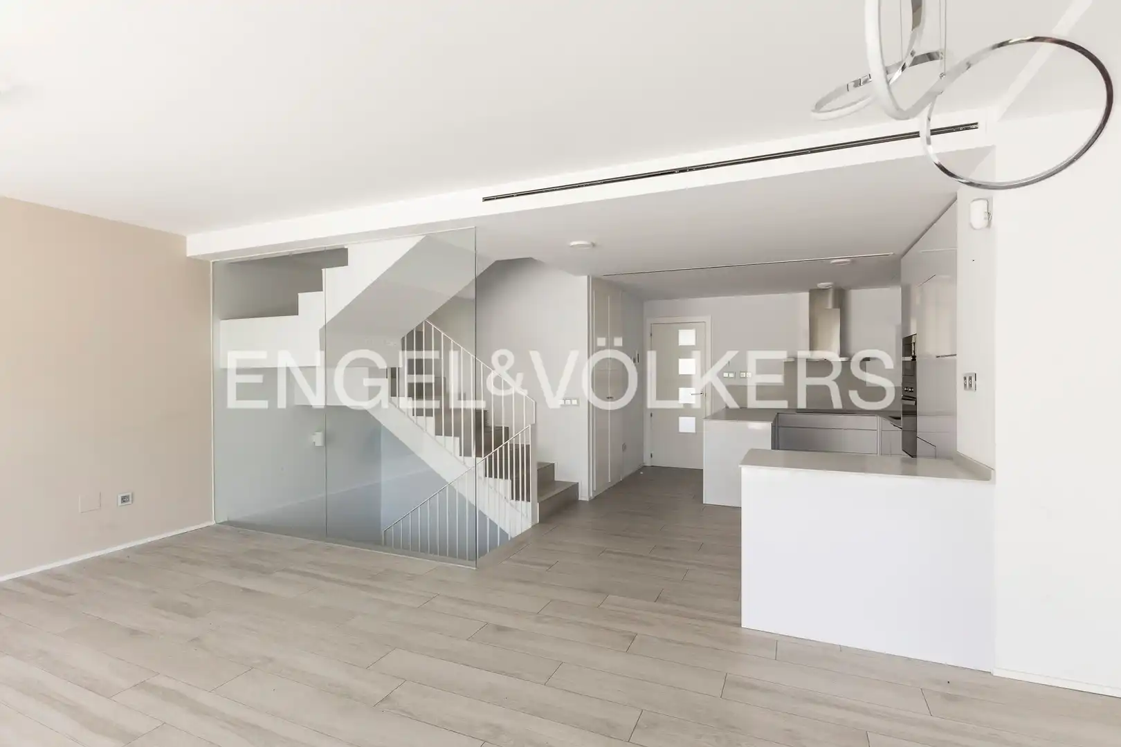 Casa adosada en venta en Tres Cantos con Aire acondicionado, Calefacción y Jardín privado