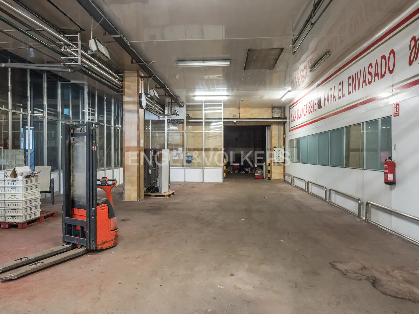 Industrial building for sale in Centre - Sant Oleguer, imagen 3