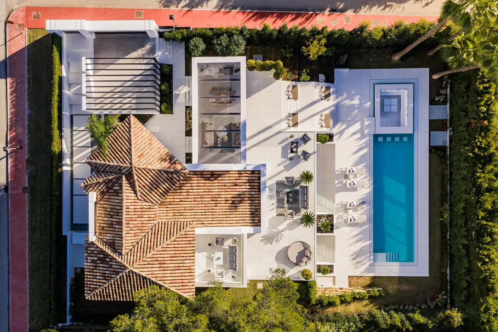 Vista exterior de Casa o chalet en venta en Marbella con Calefacción, Terraza y Trastero