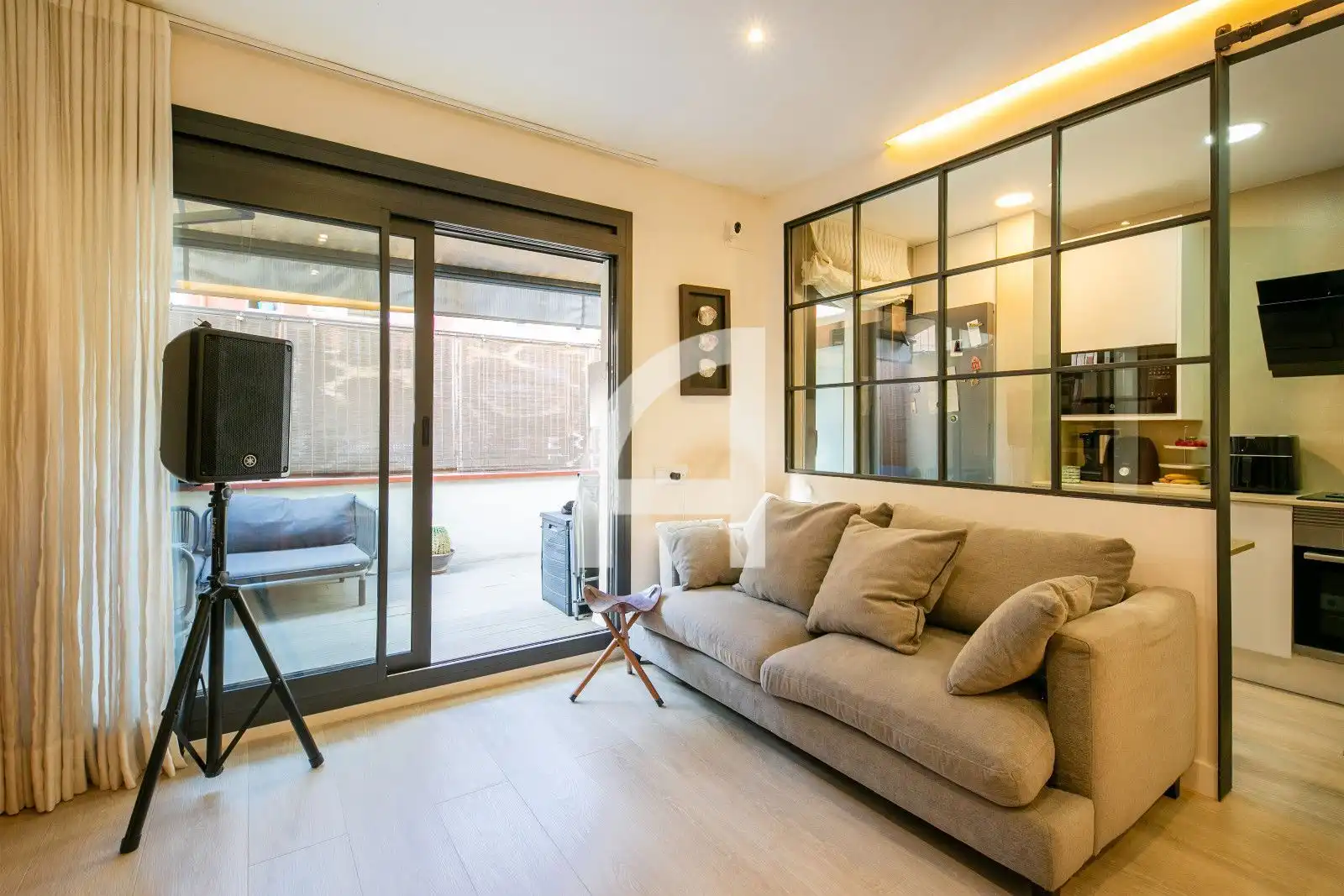 Sala de estar de Piso en venta en Barcelona con Aire acondicionado, Calefacción y Parquet