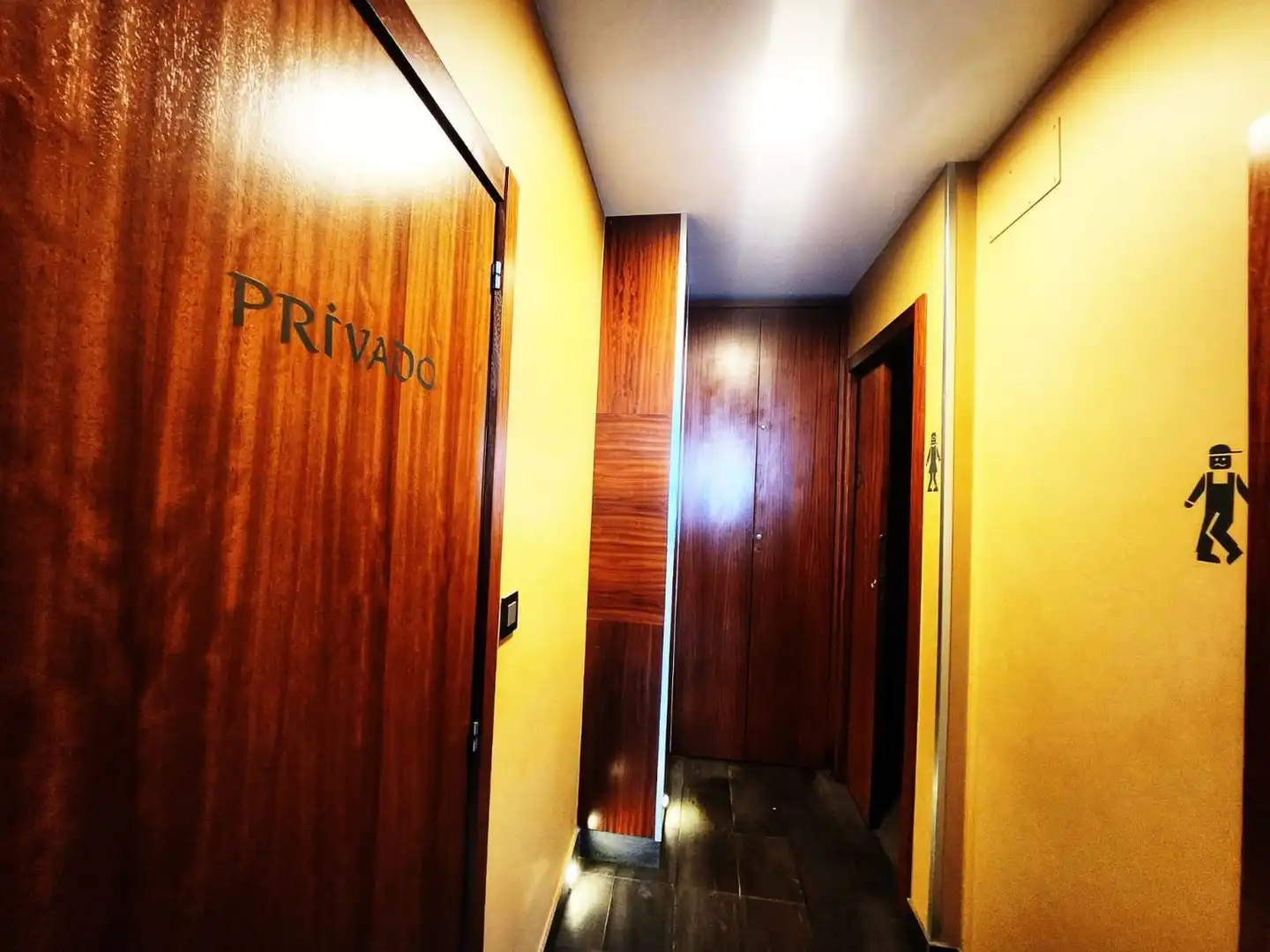 Commercial properties for sale in Pontevedra Capital   with Air Conditioner
