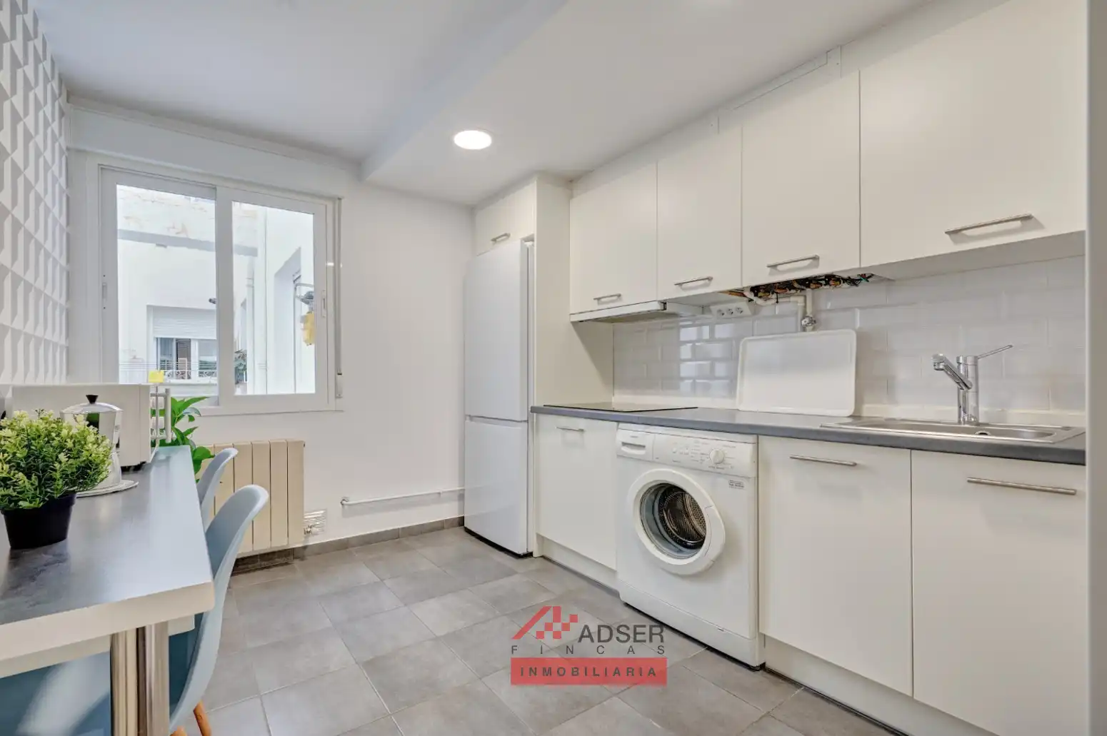 Kitchen of Flat for sale in  Logroño  with Heating and Terrace