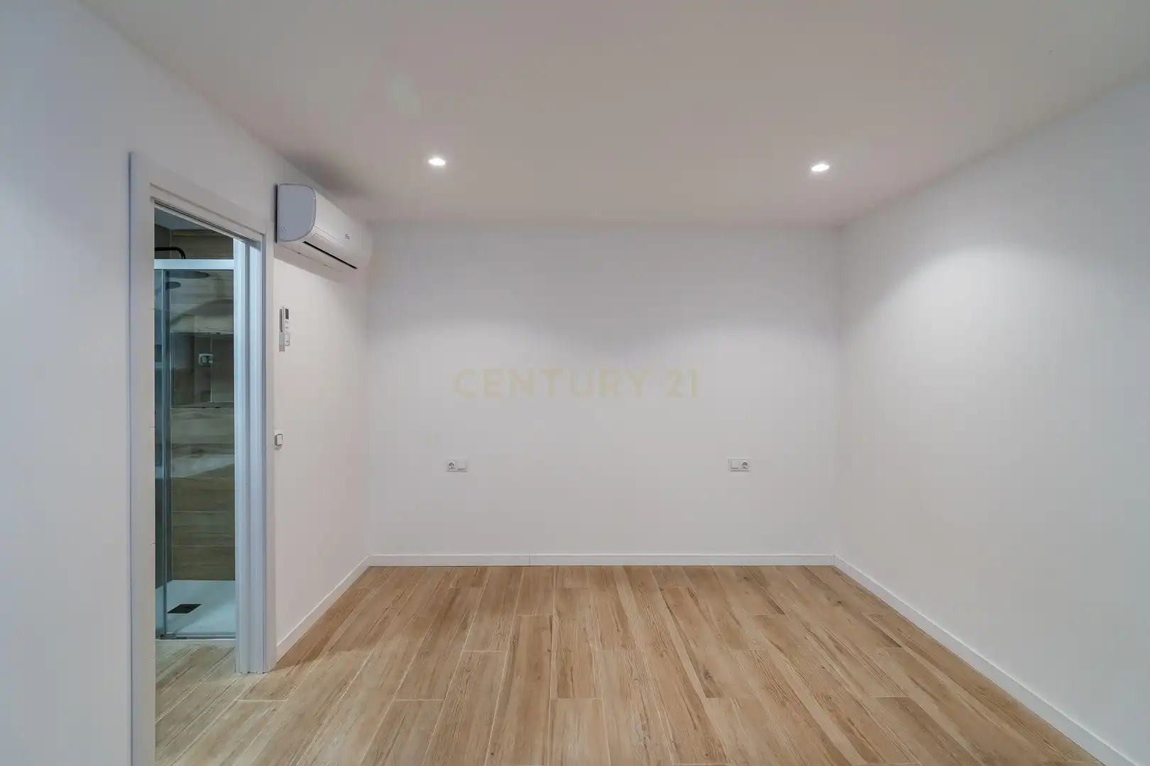 Ground floor for sale in Mijas  with Air Conditioner, Microwave and Home automation