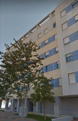 Garaje en Venta en Avenida María Victoria Atencia en El Cónsul - Ciudad Universitaria - El Romeral