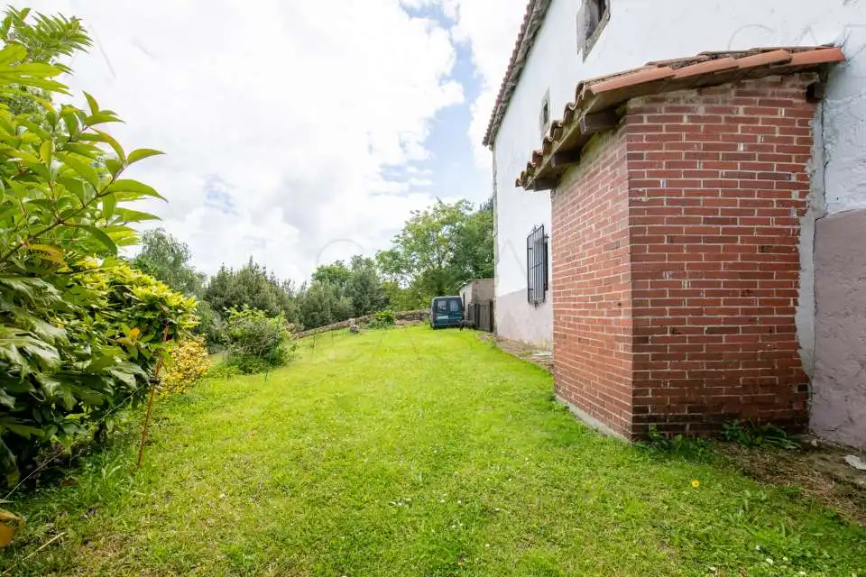 Jardín de Casa o chalet en venta en Reocín con Calefacción, Jardín privado y Terraza
