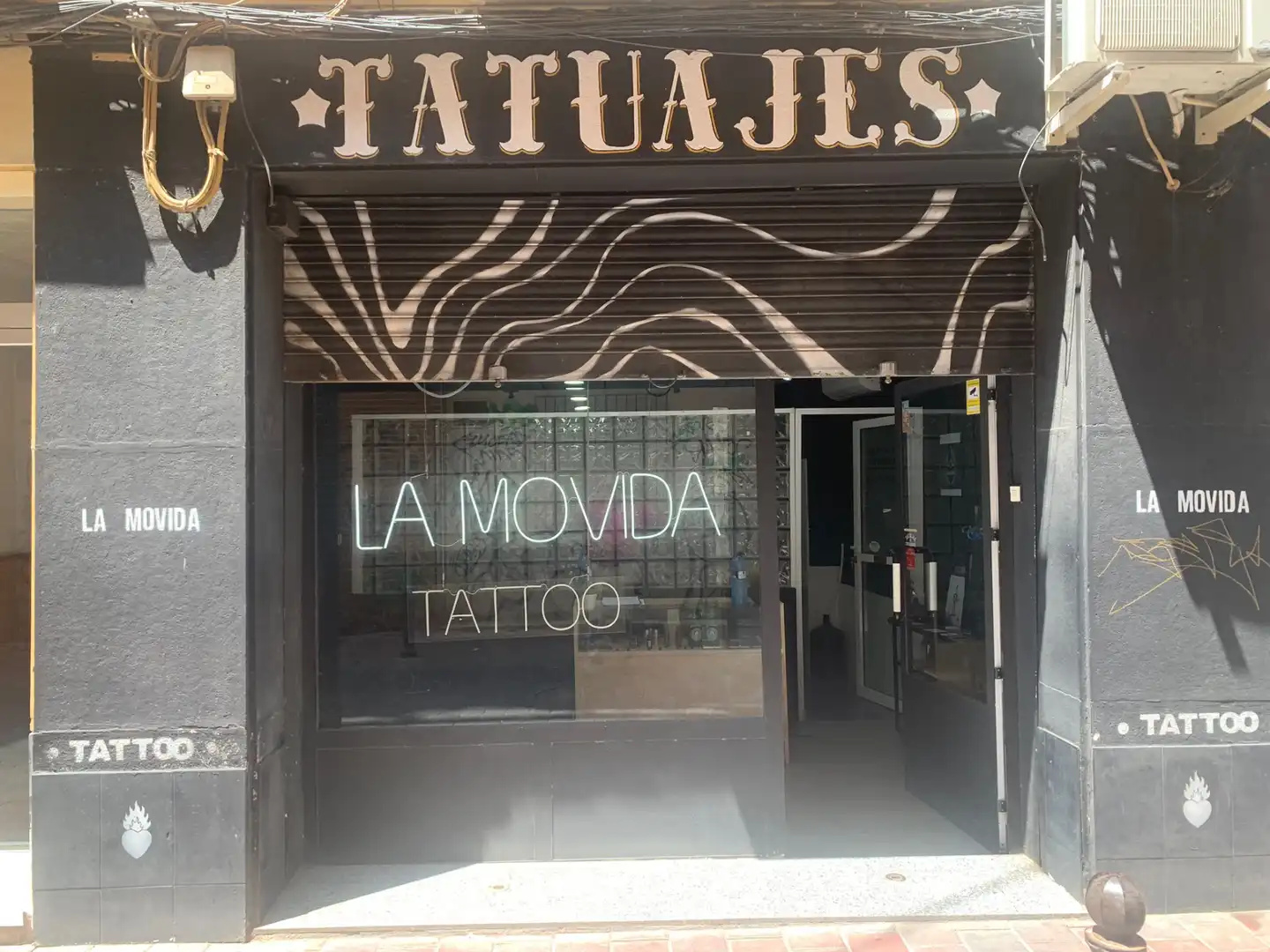 Business premises for sale in Calle Santa Rosalía, imagen 2