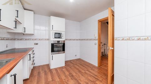 Foto 3 de Casa adosada en venta en Calle Océano Pacífico, Las Lomas, Seseña