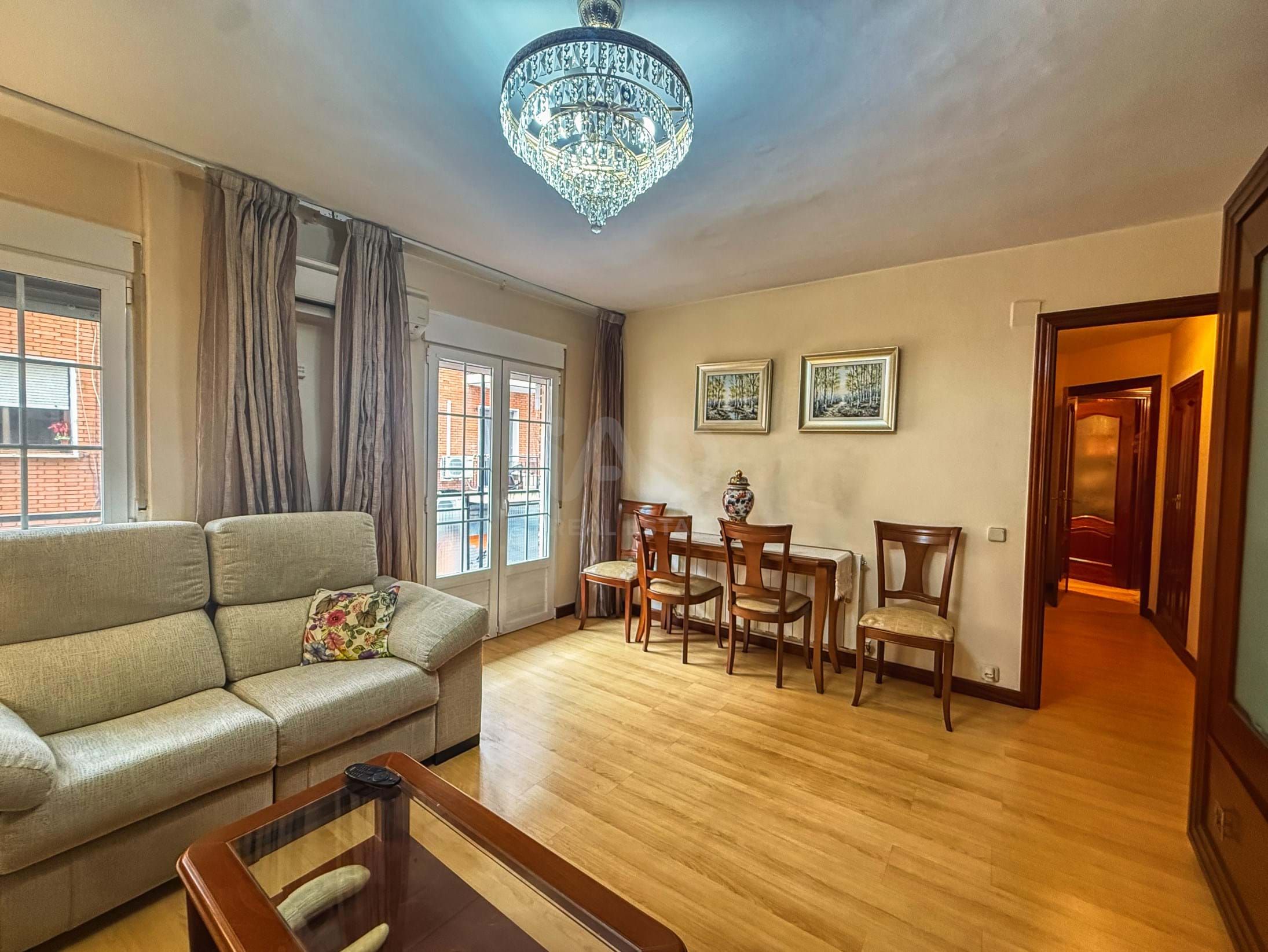 Sala d'estar de Pis en venda en  Madrid Capital amb Aire condicionat, Calefacció i Terrassa