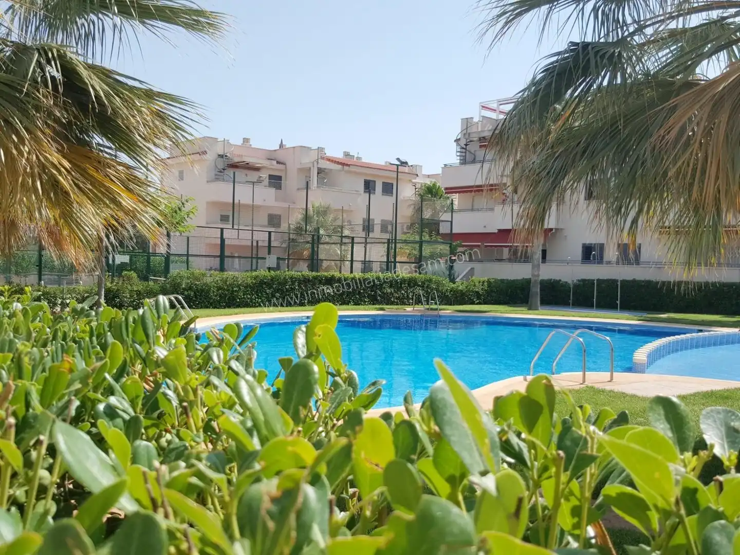 Piscina de Apartament en venda en Alcalà de Xivert amb Aire condicionat, Jardí privat i Terrassa