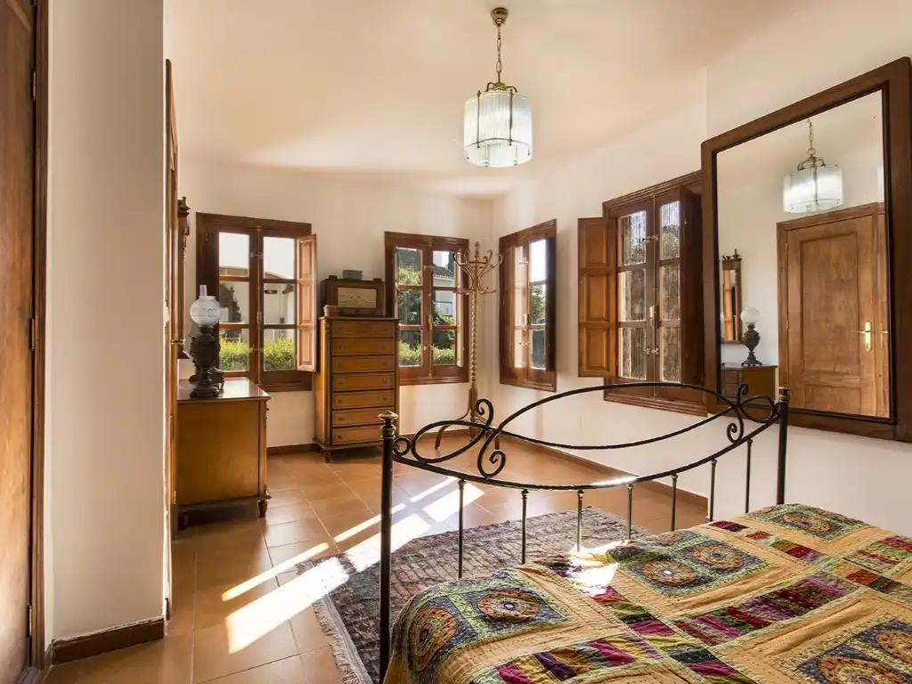 Bedroom of Houses for sale in Granada  with Heating and Swimming Pool