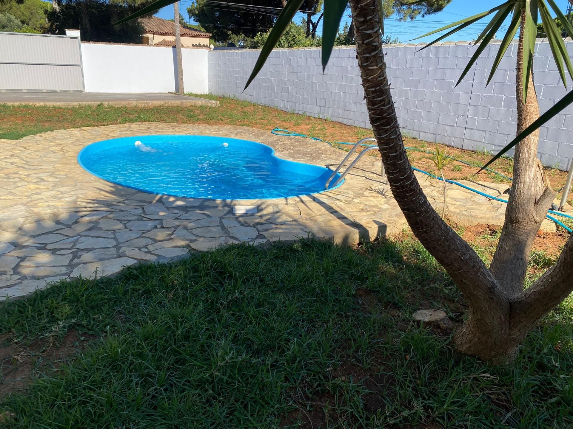 Piscina de Casa o xalet en venda en Chiclana de la Frontera amb Calefacció, Traster i Piscina
