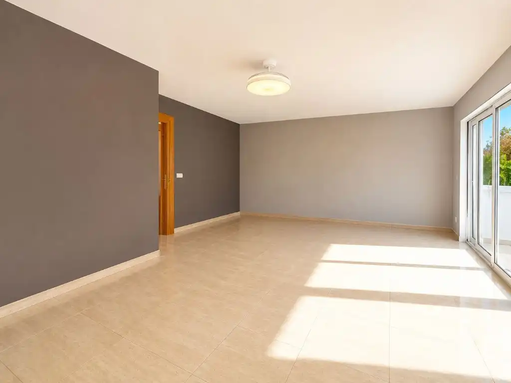 Sala d'estar de Casa o xalet en venda en Torroella de Montgrí amb Aire condicionat