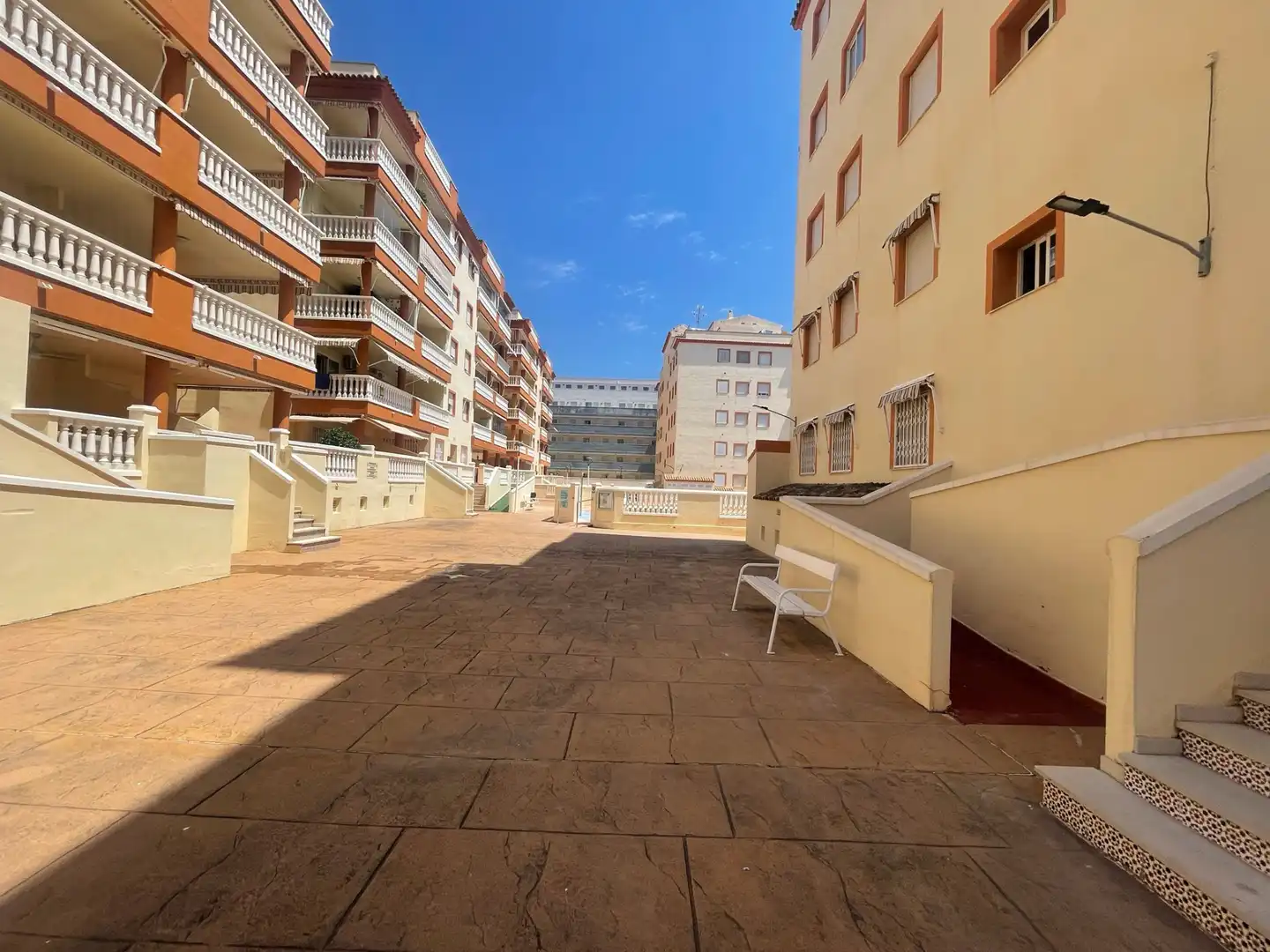 Vista exterior de Apartament en venda en Moncofa amb Terrassa, Traster i Moblat
