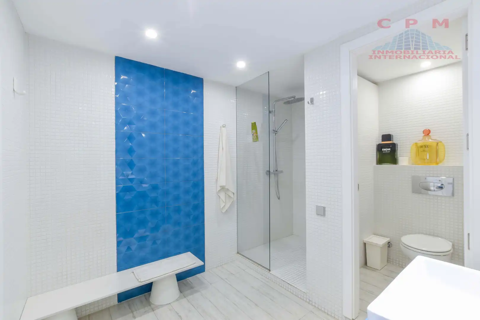 Badezimmer von Wohnung zur Miete in Hortaleza