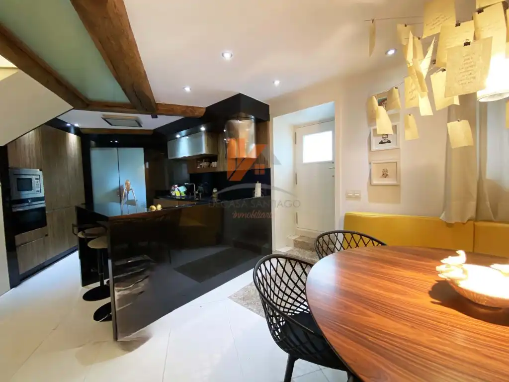Kitchen of Houses for sale in Santiago de Compostela   with Washing machine