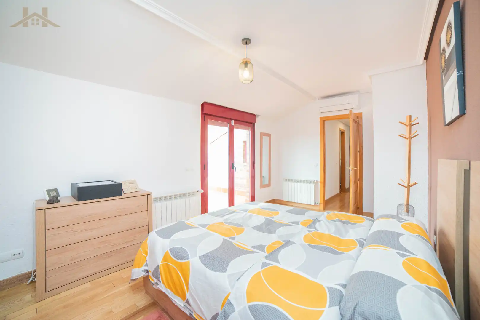 Schlafzimmer von Dachboden zum Verkauf in Seseña mit Klimaanlage, Heizung und Terrasse