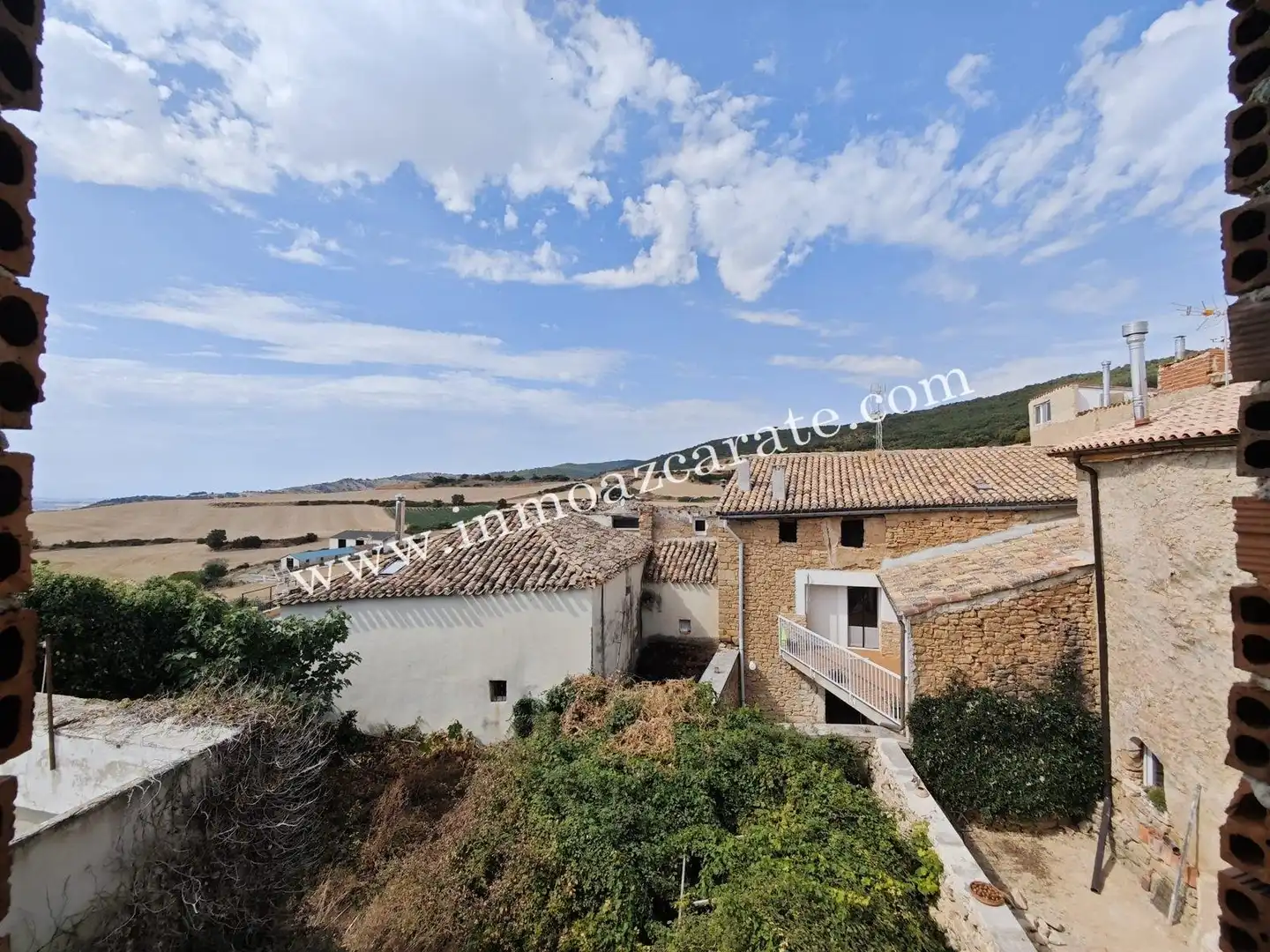 Vista exterior de Casa adosada en venta en Arellano
