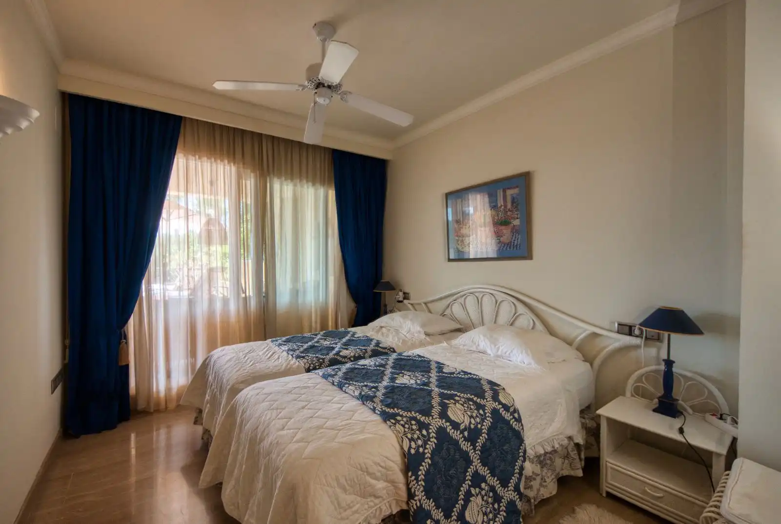 Apartamento con piscina en venta en Milla de Oro, imagen 17