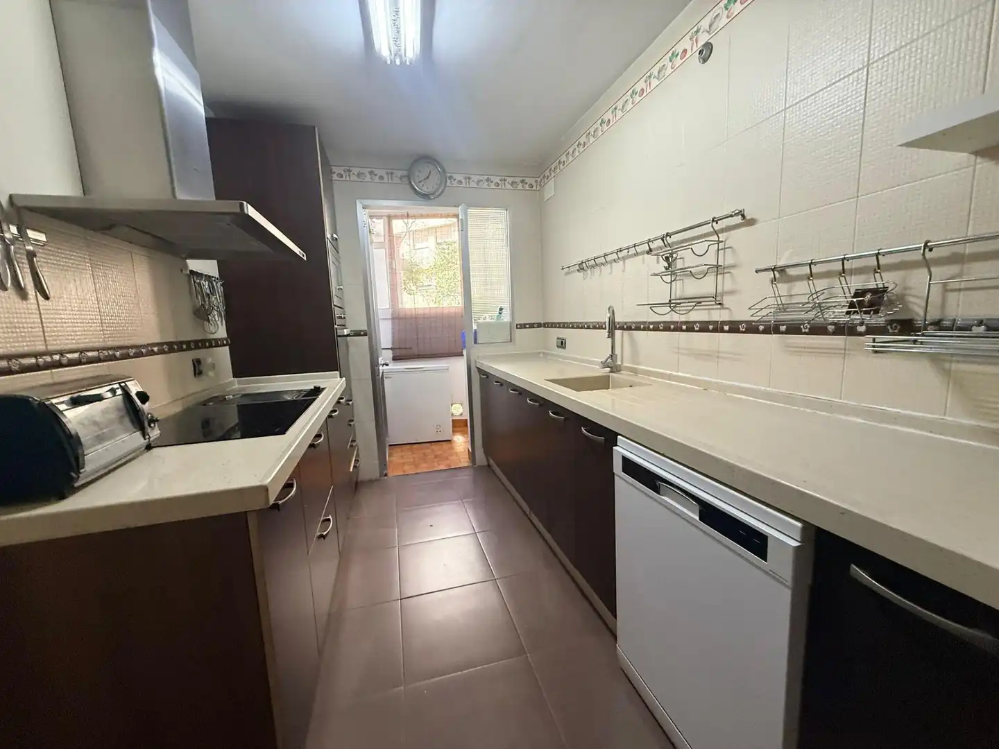 Kitchen of Flat for sale in Algeciras  with Terrace and Community pool