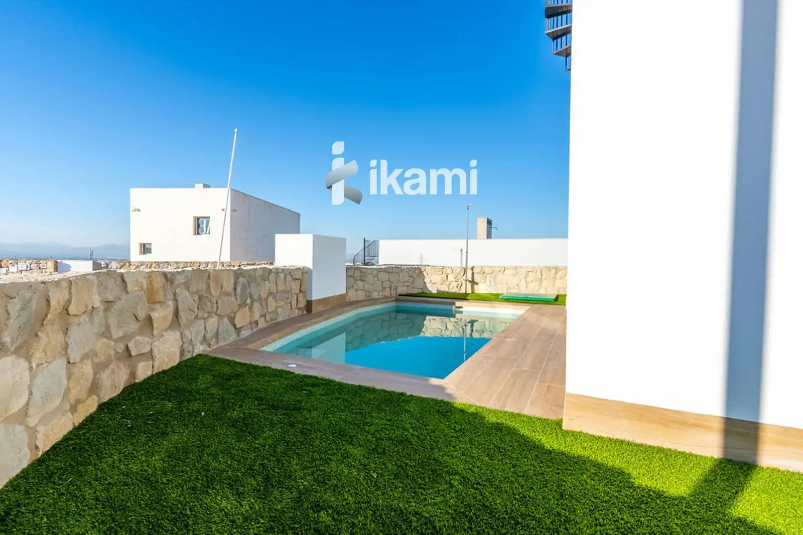 Terraced house with pool for sale in Alicante, imagen 2