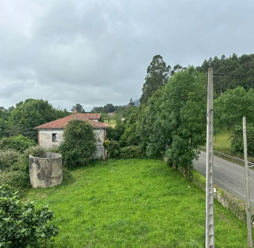 Country house zum Verkauf in Ribadesella mit Privatgarten, Terrasse und Balkon