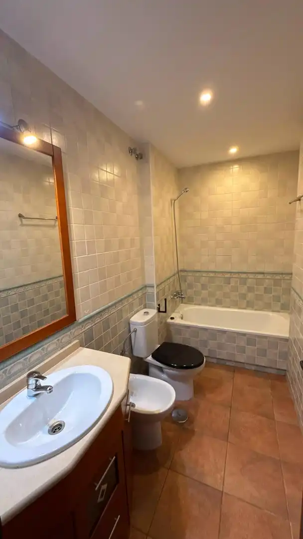 Bany de Casa o xalet de lloguer en Sevilla amb Aire condicionat i Calefacció
