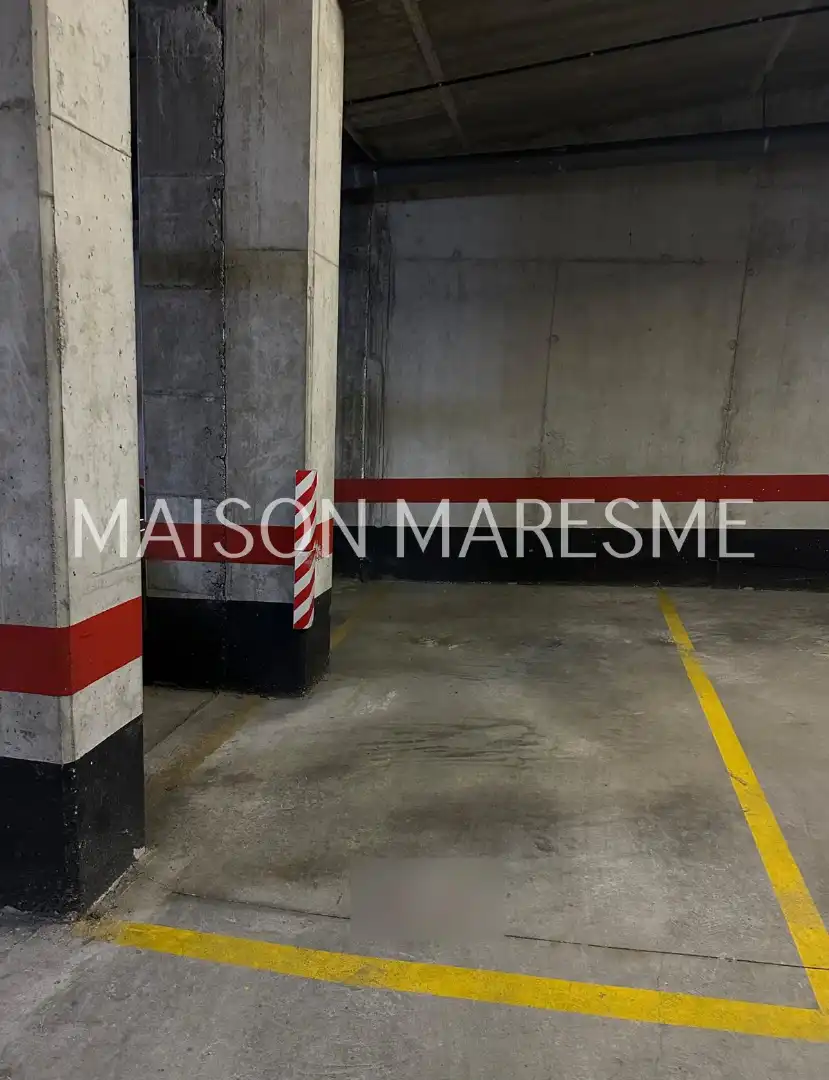 Einzelparkplatz zum Verkauf in Canet de Mar