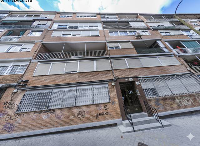 Piso en Venta en Calle de Camarena en Aluche