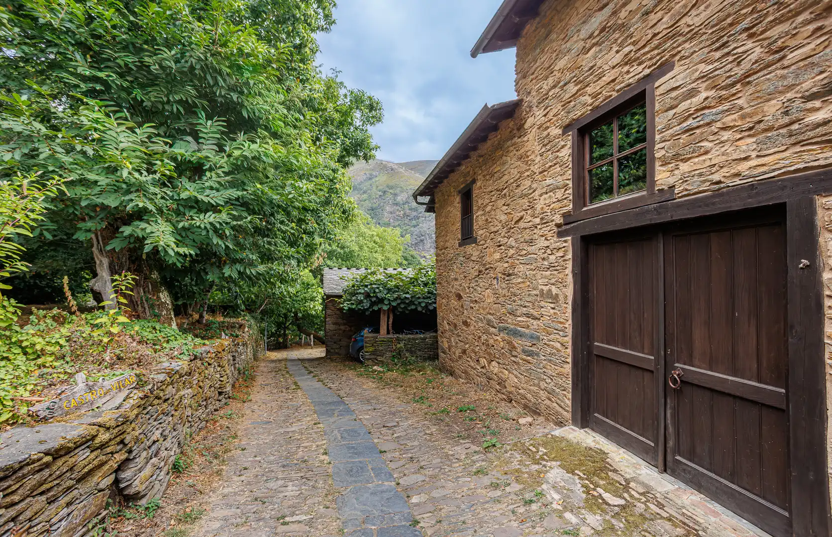 Vista exterior de Local en venta en Folgoso do Courel con Amueblado