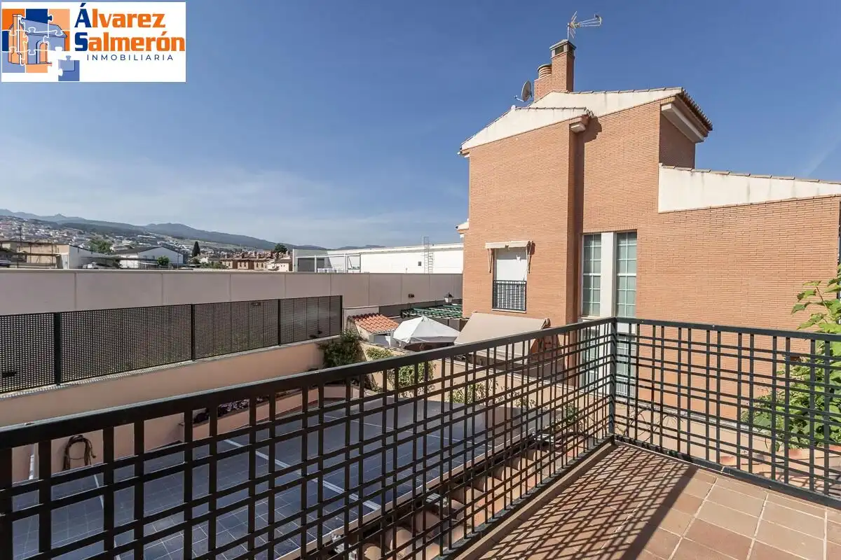 Terraza de Casa o chalet en venta en Huétor Vega con Terraza, Piscina y Balcón