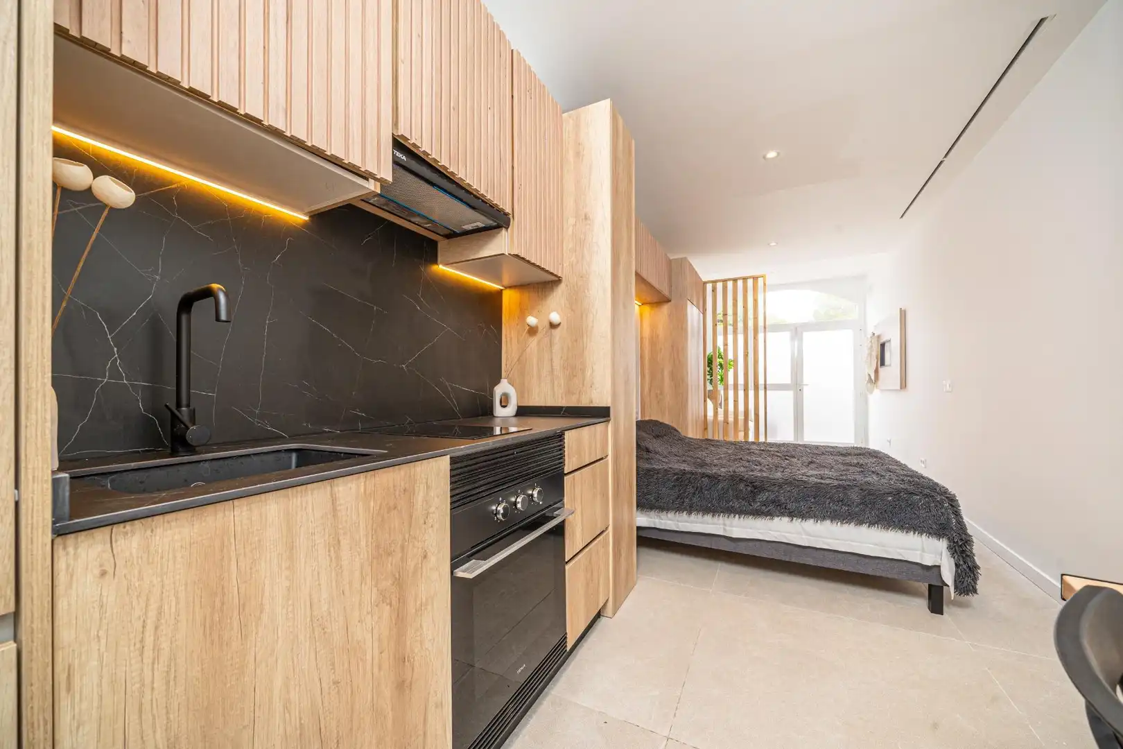 Bedroom of Commercial properties for sale in Calvià  with Air Conditioner and Furnished