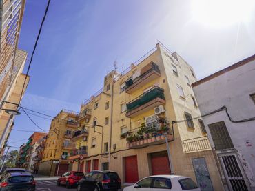 Pis en venda a Carrer Quatre