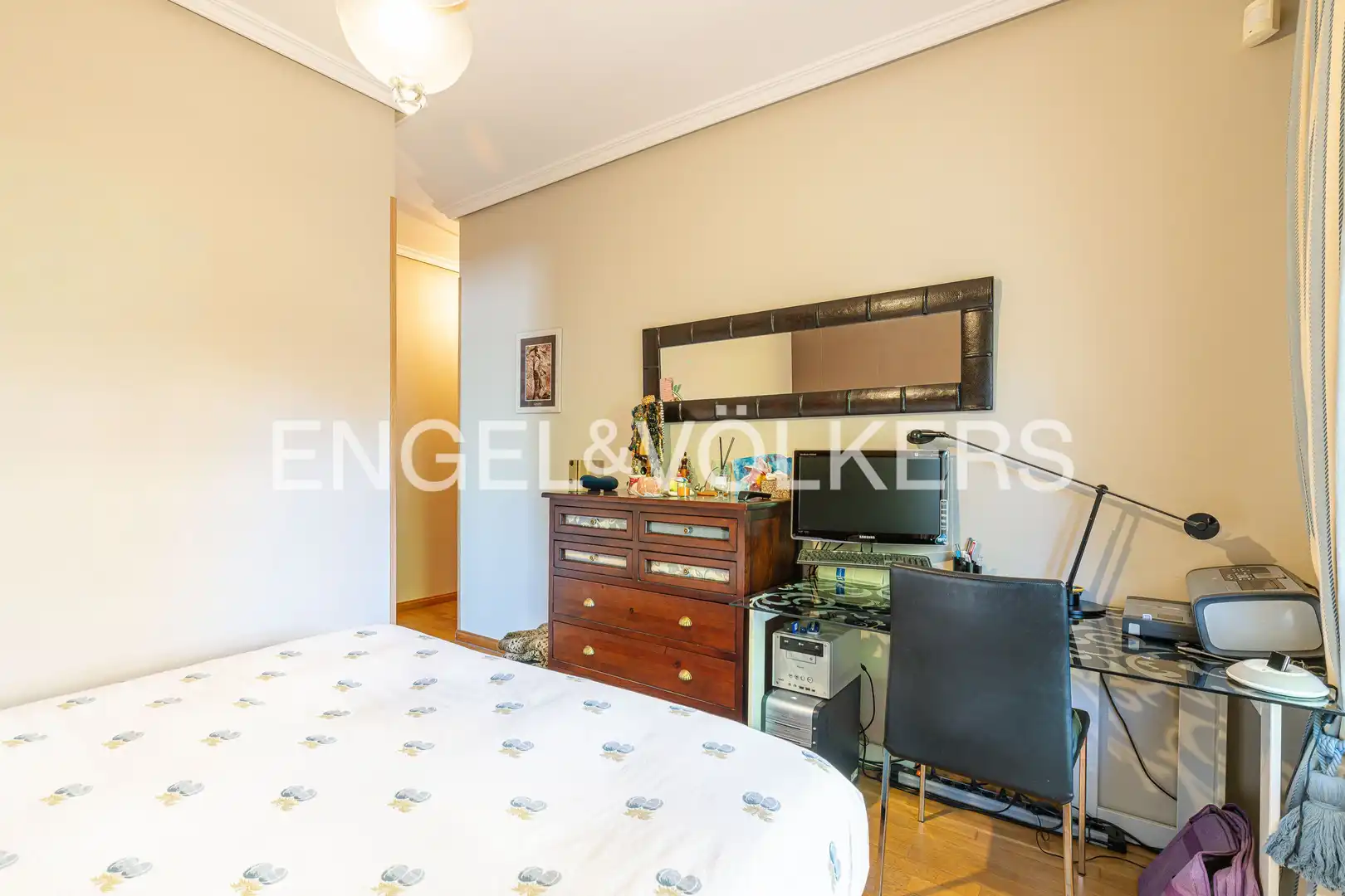 Schlafzimmer von Wohnung zum Verkauf in Majadahonda mit Heizung, Privatgarten und Parkett