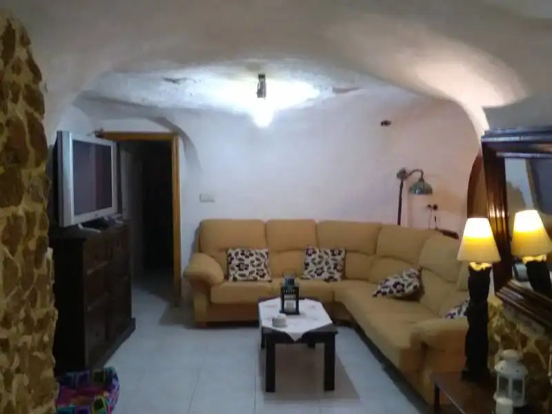 Casa en venta en Hondón de las Nieves / El Fondó de les Neus, imagen 3